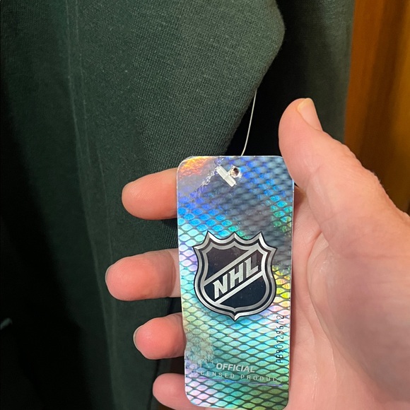 Women’s NHL Minnesota Wild Dark Green Hooded sweatshirt size M - Picture 5 of 7